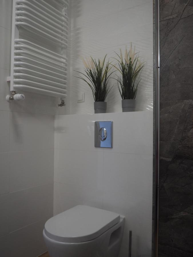 J&W Apartament Nad Motlawa Гданск Екстериор снимка